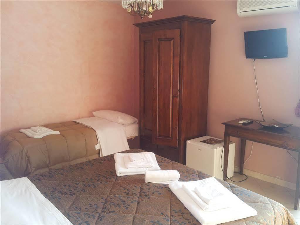 Piazza Salento Bed and Breakfast Lecce Eksteriør billede
